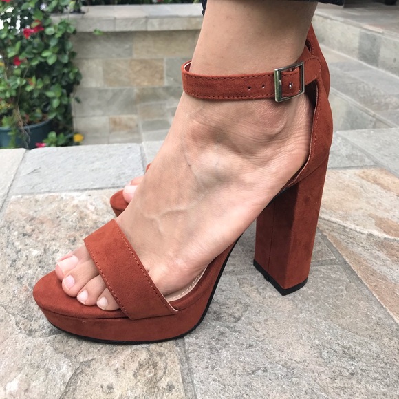 New Mocha open toe chunky heel 8 last - Picture 8 of 8